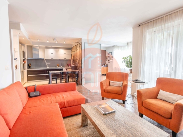 Четиристаен апартамент в София, Витоша - 140 кв.м за 1822 €/кв.м - Снимка #1