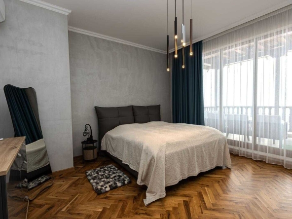 Къща в Свети Влас - 200 кв.м за 1339 €/кв.м - Снимка #1