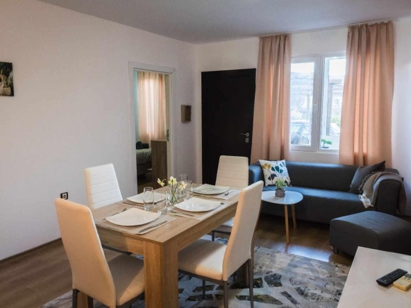 Дава се под наем Къща в Варна, Цветен квартал - 100 кв.м за 450 € - Снимка #1