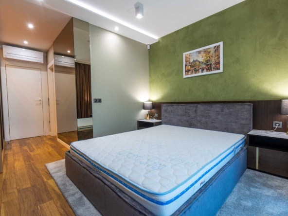 Дава се под наем Тристаен апартамент в София, Бъкстон - 90 кв.м за 350 € - Снимка #1