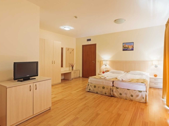 Едностаен апартамент в Созопол - 41 кв.м за 568 €/кв.м - Снимка #1