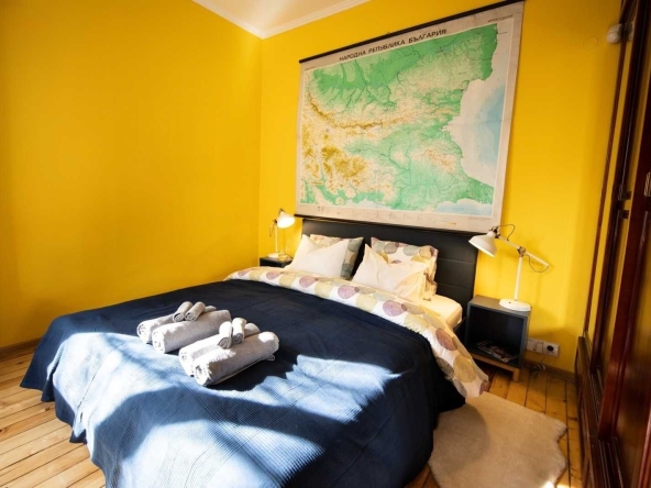 Дава се под наем Двустаен апартамент в София, Център - 65 кв.м за 850 € - Снимка #1