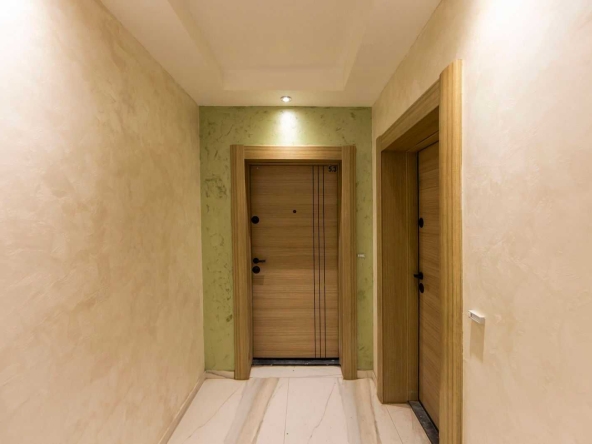 Двустаен апартамент в София, Център - 86 кв.м за 1477 €/кв.м - Снимка #1