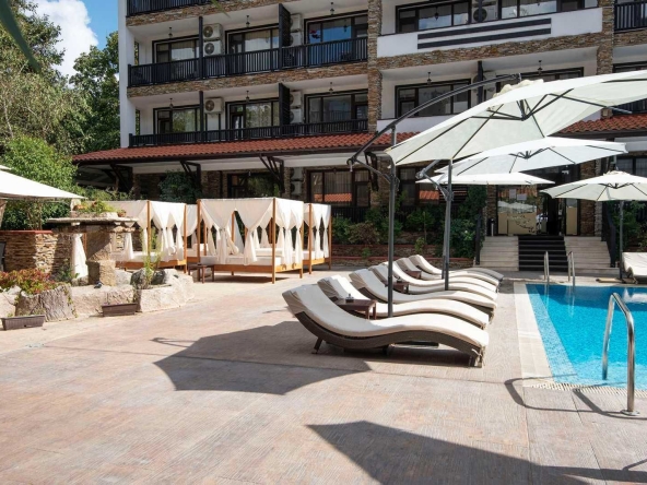 Двустаен апартамент в Бургас, Лазур - 61 кв.м за 610 €/кв.м - Снимка #1