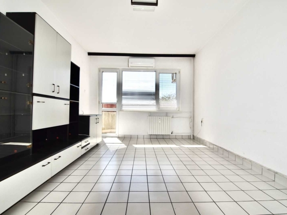 Тристаен апартамент в Пловдив, Каменица 2 - 89 кв.м за 1618 €/кв.м - Снимка #1