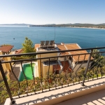 Дава се под наем Къща в Созопол - 200 кв.м за 298.86 € - Снимка #1