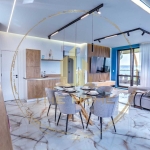 Дава се под наем Четиристаен апартамент в Варна, Галата - 125 кв.м за 2194.02 € - Снимка #1