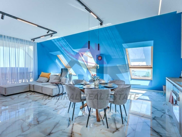 Дава се под наем Четиристаен апартамент в Варна, Галата - 140 кв.м за 2194.02 € - Снимка #1