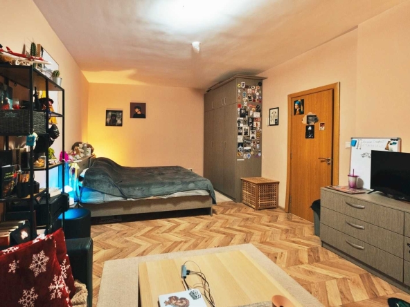 Тристаен апартамент в София, Витоша - 105 кв.м за 2286 €/кв.м - Снимка #1