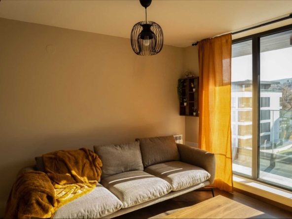 Тристаен апартамент в София, Младост 4 - 92 кв.м за 2609 €/кв.м - Снимка #1