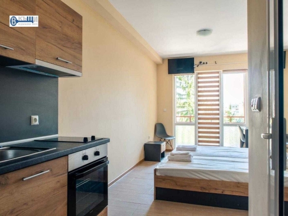 Дава се под наем Едностаен апартамент в Велико Търново, Бузлуджа - 31 кв.м за 219.3 € - Снимка #1