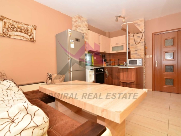 Дава се под наем Двустаен апартамент в Варна, Левски - 68 кв.м за 500 € - Снимка #1