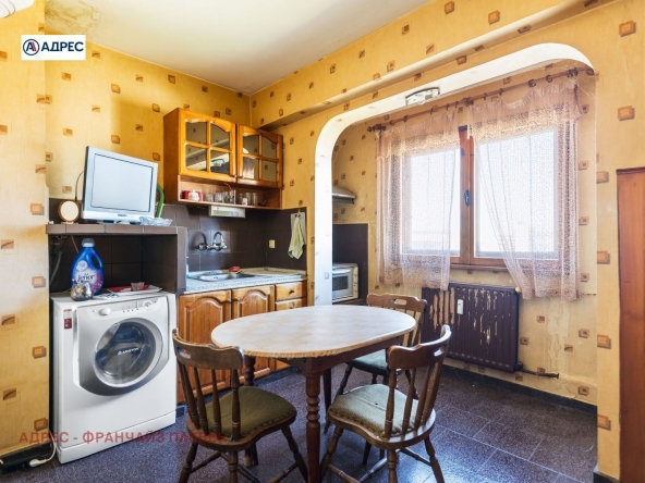 Двустаен апартамент в Плевен, Сторгозия - 59 кв.м за 1017 €/кв.м - Снимка #1