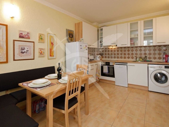 Двустаен апартамент в к.к. Слънчев бряг - 64 кв.м за 1243 €/кв.м - Снимка #1