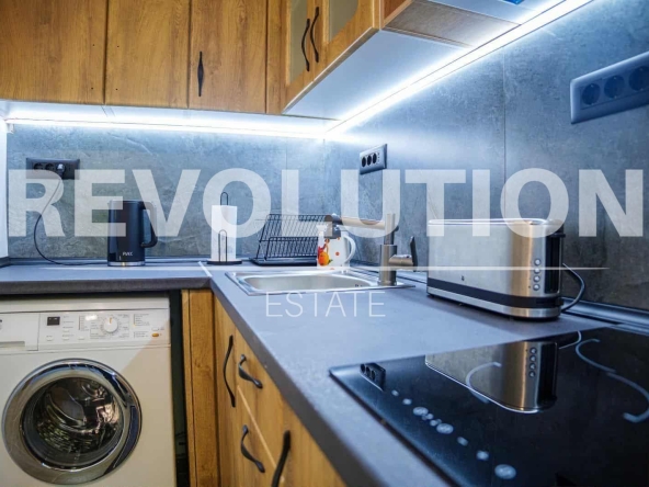 Дава се под наем Тристаен апартамент в Варна, Нептун - 68 кв.м за 600 € - Снимка #1