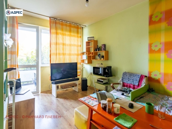 Многостаен апартамент в Плевен, Идеален център - 101 кв.м за 1644 €/кв.м - Снимка #1