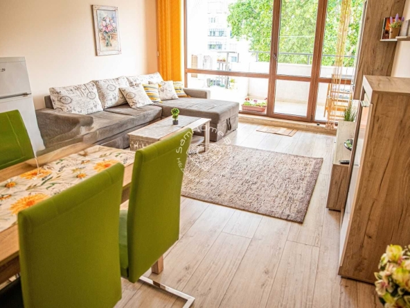 Дава се под наем Двустаен апартамент в с. Левски, Област Варна - 70 кв.м за 612 € - Снимка #1