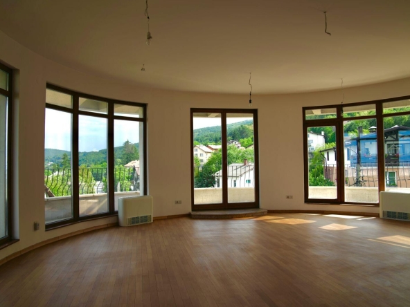 Тристаен апартамент в София, Симеоново - 155 кв.м за 2900 €/кв.м - Снимка #1