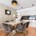 Дава се под наем Тристаен апартамент в Варна, Център - 100 кв.м за 1000 € - Снимка #1