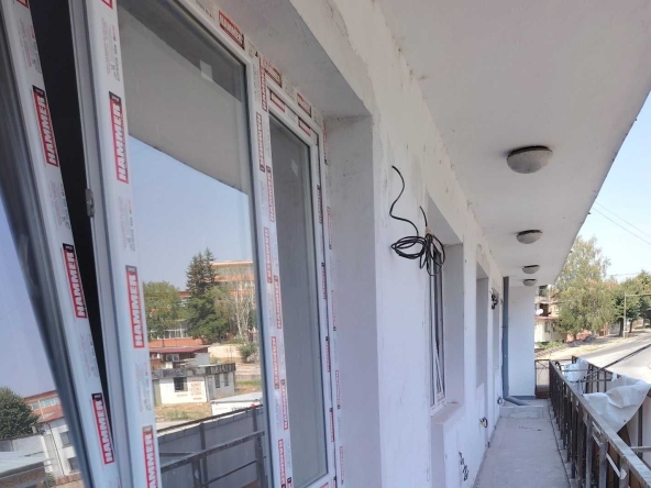 Двустаен апартамент в Луковит - 89 кв.м за 434 €/кв.м - Снимка #1