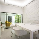 Дава се под наем Офис в София, Център - 150 кв.м за 4189.14 € - Снимка #1