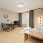 Тристаен апартамент в к.к. Слънчев бряг - 75 кв.м за 660 €/кв.м - Снимка #1