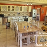 Тристаен апартамент в Асеновград - 115 кв.м за 1131 €/кв.м - Снимка #1