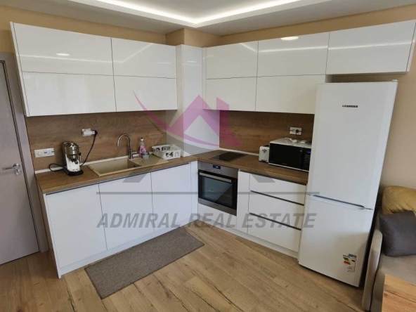 Дава се под наем Двустаен апартамент в Варна, Левски - 58 кв.м за 562 € - Снимка #1