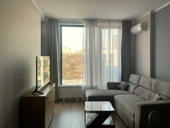 Дава се под наем Двустаен апартамент в София, Дружба 2 - 68 кв.м за 550 € - Снимка #1