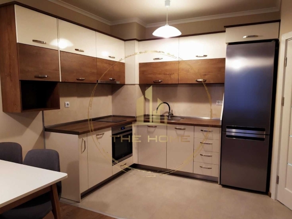 Дава се под наем Двустаен апартамент в Варна, Левски - 80 кв.м за 400 € - Снимка #1