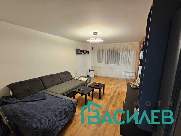 Тристаен апартамент в София, Център - 93 кв.м за 1426 €/кв.м - Снимка #1
