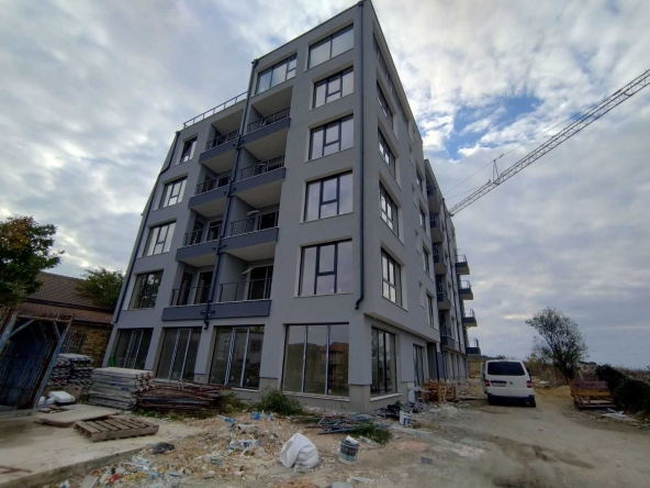 Тристаен апартамент в Варна, Младост 1 - 70 кв.м за 758 €/кв.м - Снимка #1