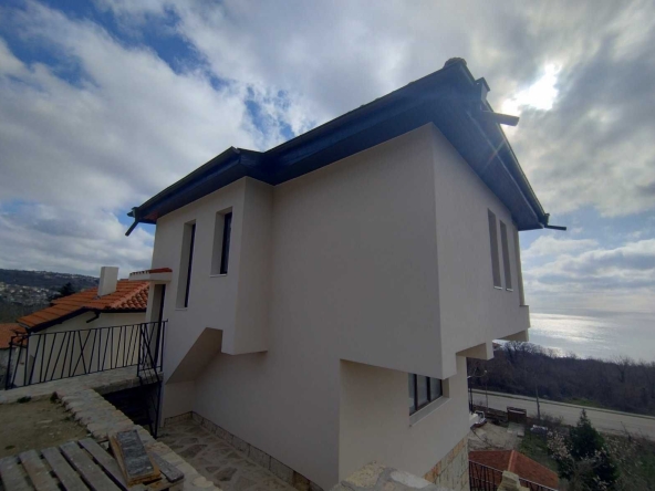 Къща в Балчик - 116 кв.м за 1055 €/кв.м - Снимка #1