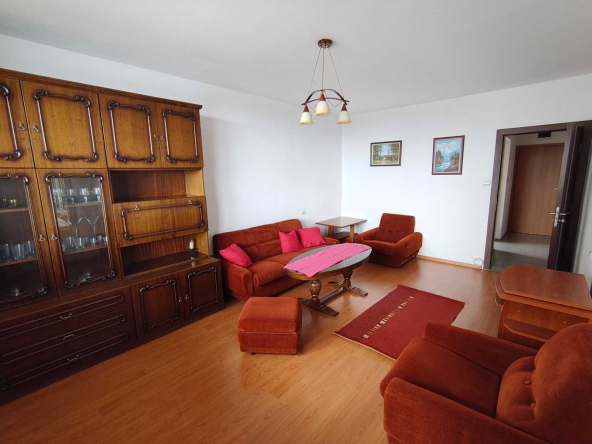 Дава се под наем Тристаен апартамент в София, Хиподрума - 100 кв.м за 677.79 € - Снимка #1