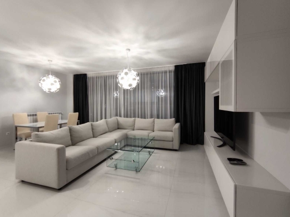 Дава се под наем Тристаен апартамент в София, Връбница 2 - 110 кв.м за 475 € - Снимка #1