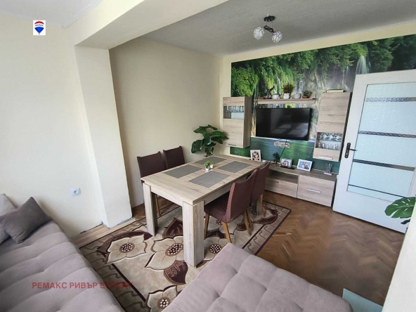 Тристаен апартамент в Русе, Дружба 2 - 67 кв.м за 993 €/кв.м - Снимка #1