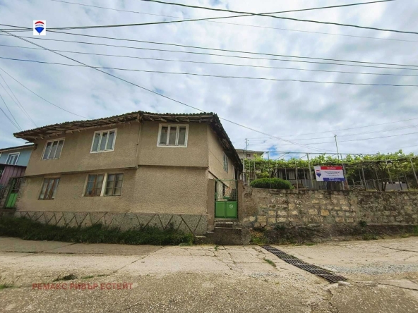 Къща в Тутракан - 96 кв.м за 208 €/кв.м - Снимка #1