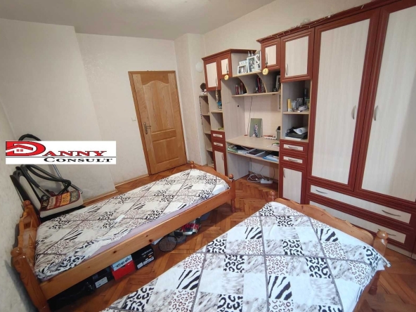 Тристаен апартамент в Велико Търново, Акация - 85 кв.м за 1564 €/кв.м - Снимка #1