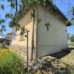 Къща в с. Тръстеник, Област Русе - 50 кв.м за 900 €/кв.м - Снимка #1