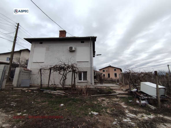 Къща в с. Буковлък, Област Плевен - 140 кв.м за 472 €/кв.м - Снимка #1