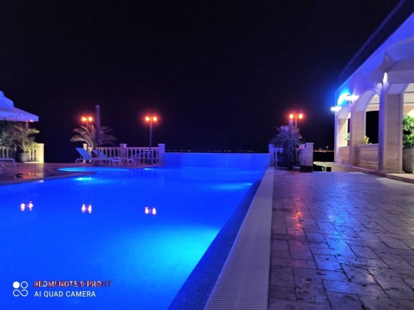 Дава се под наем Двустаен апартамент в Несебър - 65 кв.м за 205 € - Снимка #1