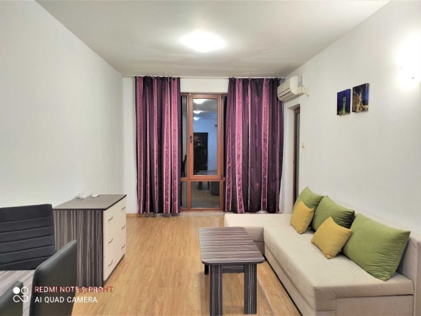 Дава се под наем Двустаен апартамент в Свети Влас - 62 кв.м за 273.87 € - Снимка #1