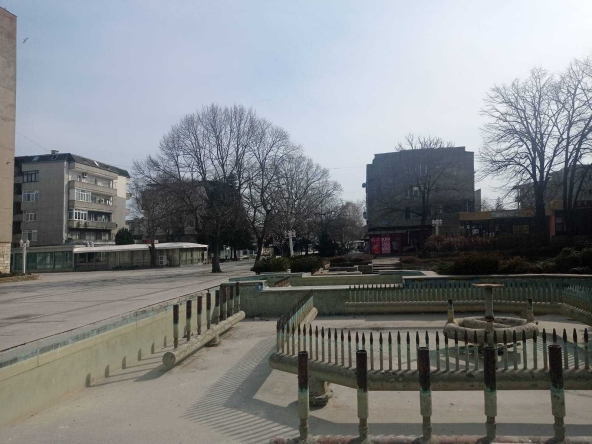 Магазин в Варна, Гранд Мол Варна - 551 кв.м за 323 €/кв.м - Снимка #1