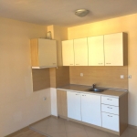 Дава се под наем Тристаен апартамент в София, Дружба 2 - 100 кв.м за 600 € - Снимка #1