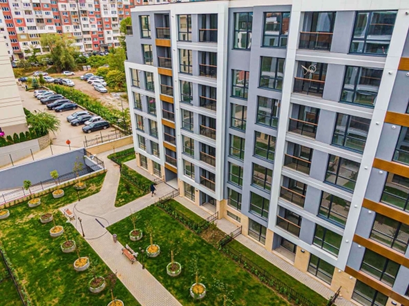 Тристаен апартамент в София, Борово - 95 кв.м за 2527 €/кв.м - Снимка #1