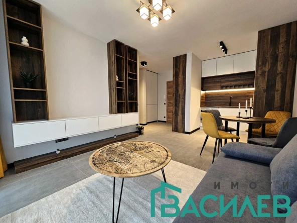 Дава се под наем Двустаен апартамент в София, Център - 60 кв.м за 860 € - Снимка #1