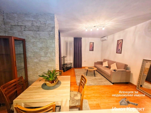 Дава се под наем Двустаен апартамент в Асеновград - 68 кв.м за 382.5 € - Снимка #1