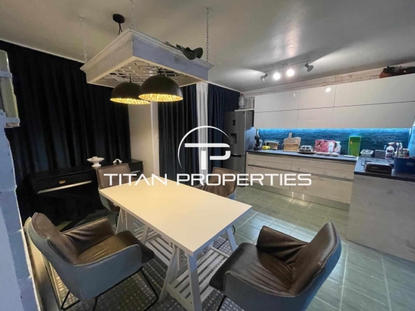Дава се под наем Тристаен апартамент в Варна, Център - 80 кв.м за 613 € - Снимка #1