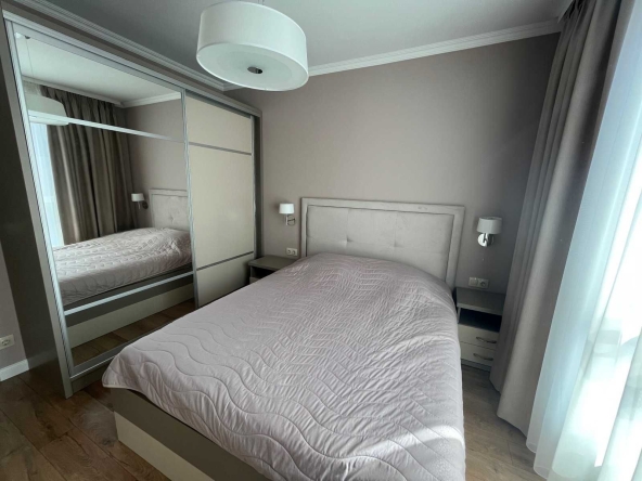 Дава се под наем Двустаен апартамент в София, Гоце Делчев - 62 кв.м за 510 € - Снимка #1