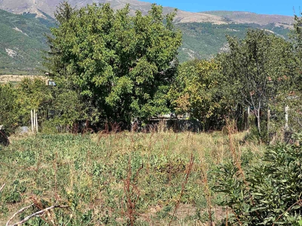 Парцел в с. Васил Левски, Област Пловдив - 700 кв.м за 31 €/кв.м - Снимка #1